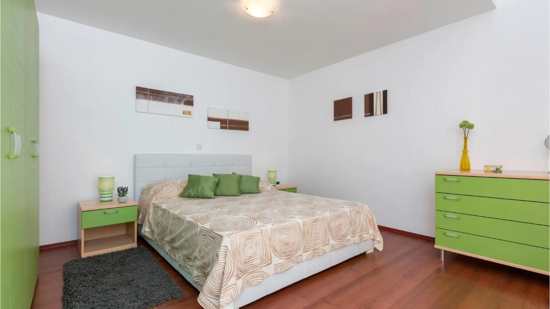 Cozy Apartment In Volme With Kitchen Banjole 0*,  Croatia