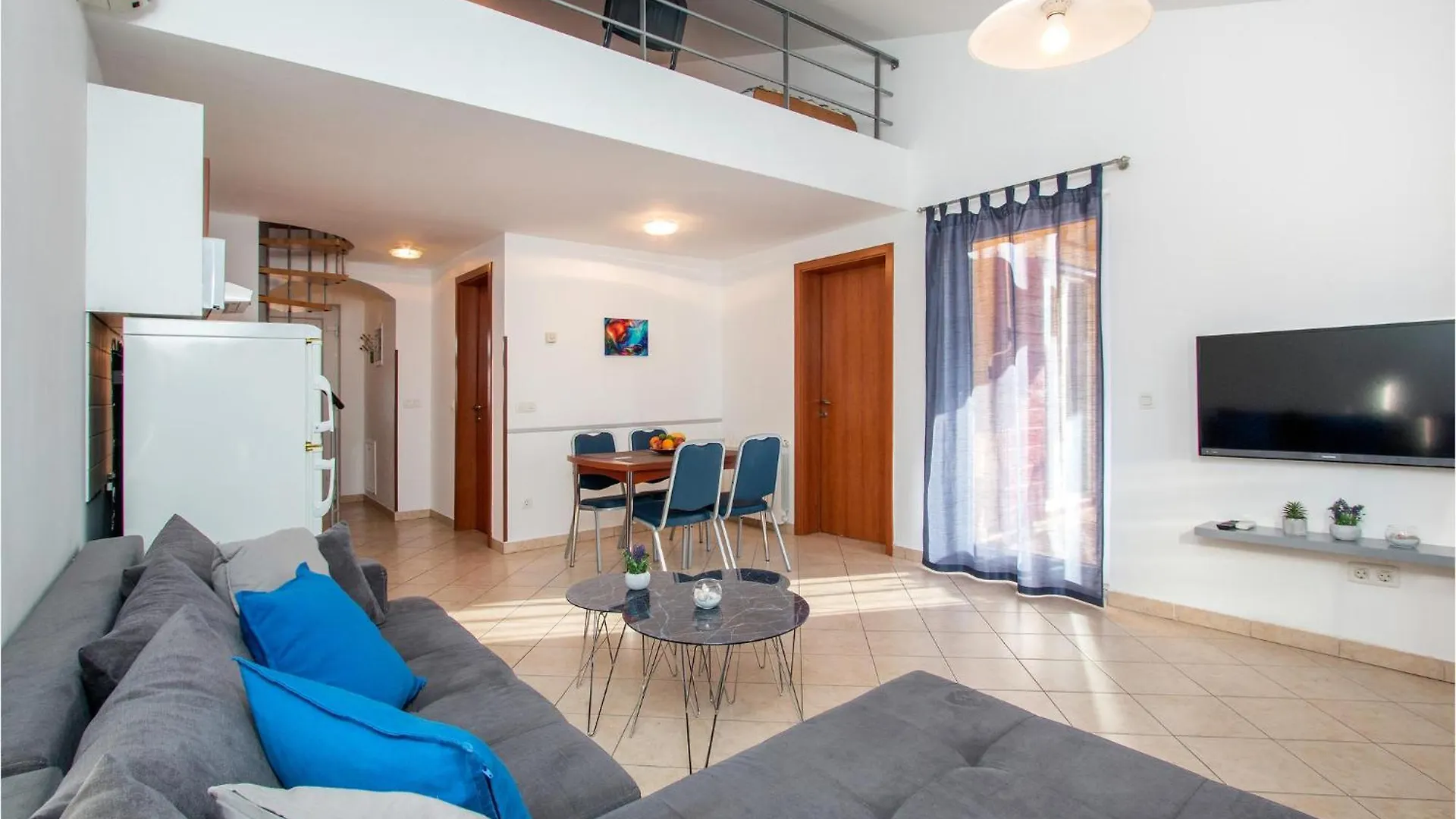 Cozy Apartment In Volme With Kitchen Banjole